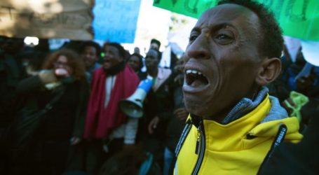 AFRICAN MIGRANTS PROTEST LIVING CONDITIONS IN ISRAEL