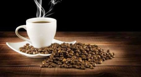 COFFEE CONSUMPTION MAY REDUCE RISKS OF HEART FAILURE AND CANCER