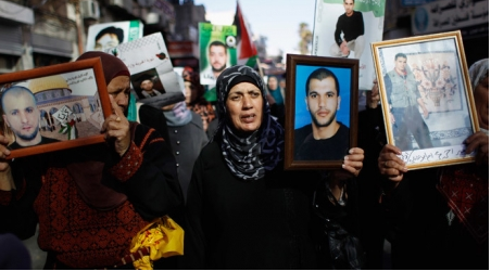 PALESTINIAN GOVT. WARNS OF ISRAELI RESOLVE TO FORCE-FEED HUNGER STRIKERS