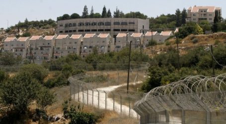 FRANCE WARNS FIRMS DOING BUSINESS IN ZIONIST ISRAELI SETTLEMENTS