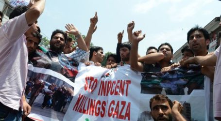 KASHMIRIS SLAM ISRAELI ONSLAUGHT ON GAZA STRIP