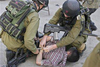 ISRAELI POLICE ARREST 2 PALESTINIAN WOMEN, MAN AT AQSA COMPOUND