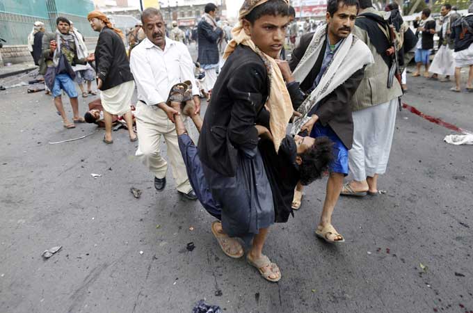 Dozens people killed in attacks on a Houthi