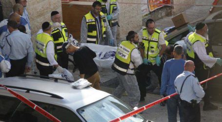 ATTACK ON SYNAGOGUE KILLS 4 ISRAELIS IN WEST AL-QUDS