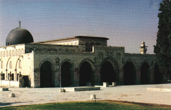 PA ADVISES JOURNALISTS TO USE TERM AL-AQSA MOSQUE COMPOUND INSTEAD OF TEMPLE MOUNT