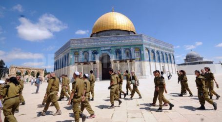 PALESTINIANS WARN OF PROJECTED ISRAELI ATTEMPTS TO DESTROY AL-AQSA