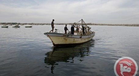 HAMAS OFFICIAL DEMANDS OPENING OF GAZA SEAPORT