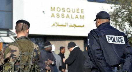 FRENCH GOV’T PLANS DIALOGUE WITH MUSLIMS