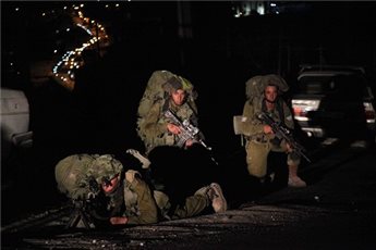 ISRAELI FORCES DETAIN THREE PALESTINIANS IN NABLUS DISTRICT