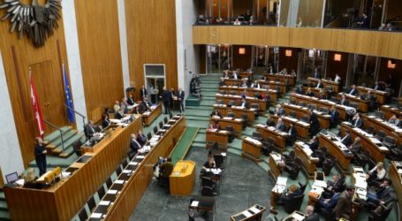 AUSTRIA PASSES CONTROVERSIAL ‘ISLAM BILL’ INTO LAW