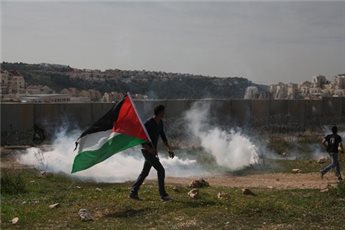 11 INJURED, 3 DETAINED AS ISRAELI FORCES ATTACK NABI SALEH PROTEST