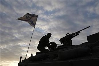 ISRAEL NAVY FIRES ON GAZA SHORE, GROUND FORCES SHOOT AT FARMERS