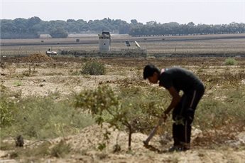 ISRAELI TROOPS OPEN FIRE AT GAZA FARMERS FOR THE 3RD TIME IN 4 DAYS