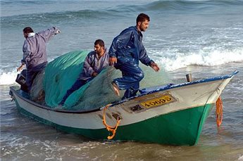 GAZA FISHERMAN DIES AFTER ISRAELI FORCES FIRE ON BOATS