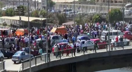 DEADLY BLAST HITS BRIDGE IN CAIRO