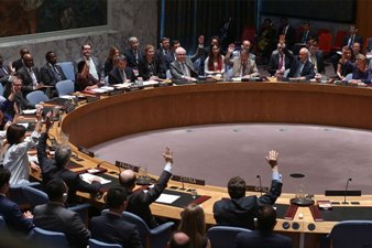 UN ADOPTS RESOLUTION ON SYRIA CHEMICAL WEAPONS PROBE