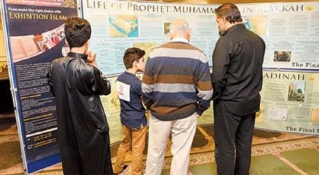 MORE THAN 700 PEOPLE  VISITED  ISLAMIC CENTRE IN ENGLAND