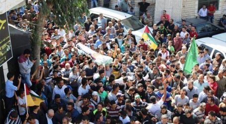 30 PALESTINIANS KILLED, 1.500 WOUNDED IN AL QUDS INTIFADA