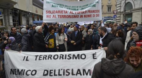 MUSLIMS IN ITALY RALLY AGAINST TERRORISM