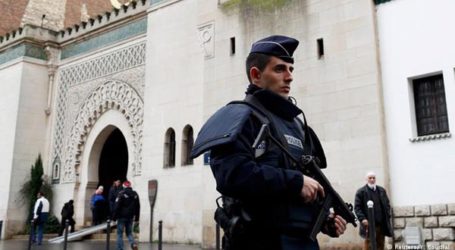 FRANCE THREATENS TO SHUT DOWN MOSQUES