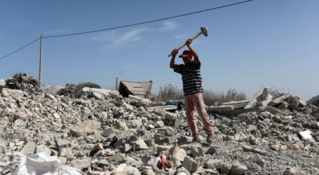 Israel Angry With Egypt For Allowing Cement Into Gaza