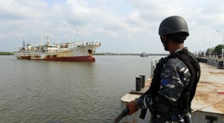 Chinese Poachers are ‘Excuse’ for Beijing to Lay Slaim to Natunas, says Indonesia Rear Admiral