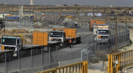 Israel Opens Border with Gaza Strip to Limited Traffic