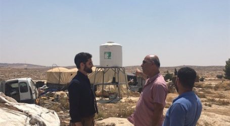 US Diplomats Visit Susiya, Palestinian Village Threatened with Demolition by Israel