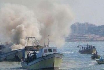 Israeli Navy Attack Fishermen Near Gaza Harbor