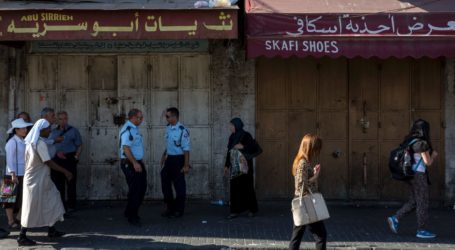 Israeli Police Force Shut Jerusalem Shops Following Stabbing Attack