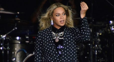 Beyoncé Shows Support for the Women’s March on Washington