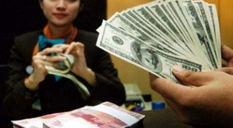 Rupiah Closes Lower in Value on Uncertainty in Trade War
