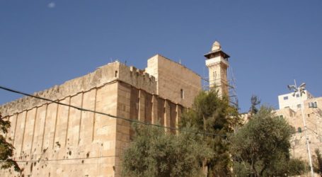 IOA Prevents Adhan in Ibrahimi Mosque for 44 Times