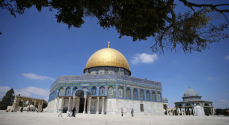 Observers Say There Are 60 Israeli Excavation Points Around Al-Aqsa