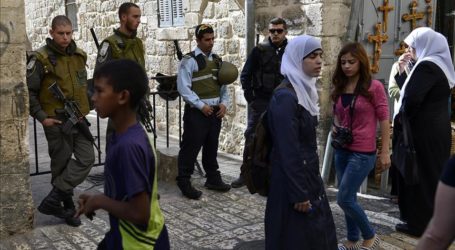Israeli Police Restrict Entry of Muslims to Aqsa Mosque