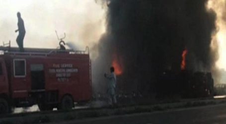 Oil Tanker Fire Kills 120 People in East Pakistan