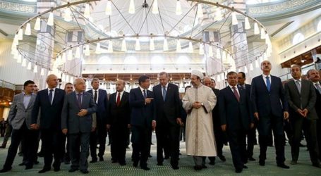 Erdogan Reopens Historic Mosque in Istanbul
