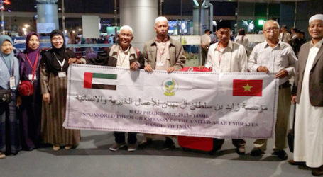 Vietnamese Pilgrims Leave for UAE-Sponsored Hajj Mission