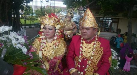 Unique Marriage at Malioboro, with Dowry in the Form of Pledge on Pancasila