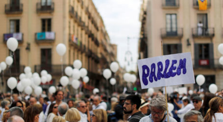 Spanish PM Rajoy Considers Using Constitution to Suspend Catalonia’s Autonomy