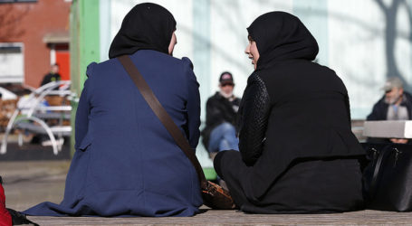 Netherlands Allows Police Officers to Wear Headscarves