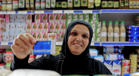 WFP and Spain Join Forces to Assist Poor Palestinians in Gaza with Food Vouchers