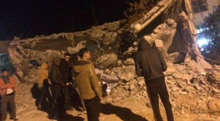 Israel Army Reduces Palestinian House to Rubble in Qabatiya