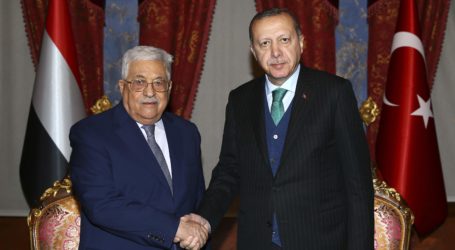 Abbas Meets Erdogan Before OIC Emergency Summit to Discuss Jerusalem
