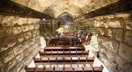 Hamas: Israeli Plan to Build Synagogue Under Aqsa Serious Violation