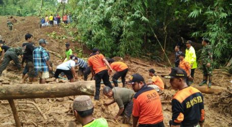 11 Missing, 14 Injured as Landslide Hits Brebes