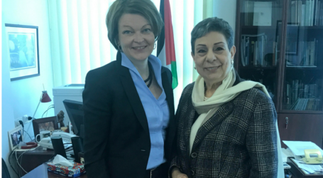 Ashrawi Calls on Finland to Recognize State of Palestine
