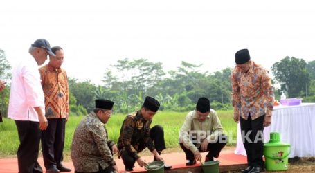 Jokowi, Kalla Lay First Cornerstone of International islamic University Campus