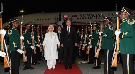 Erdogan Arrives in Johannesburg to Attend BRICS Summit