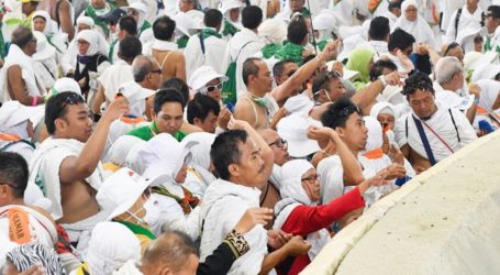 2.4 Million Pilgrims in Final Hajj Rituals as World’s Muslims Begin Eid Celebrations